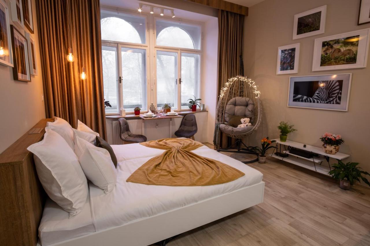 ⭑ Comfy Vip Studio In The Center With Netflix Брно Екстер'єр фото