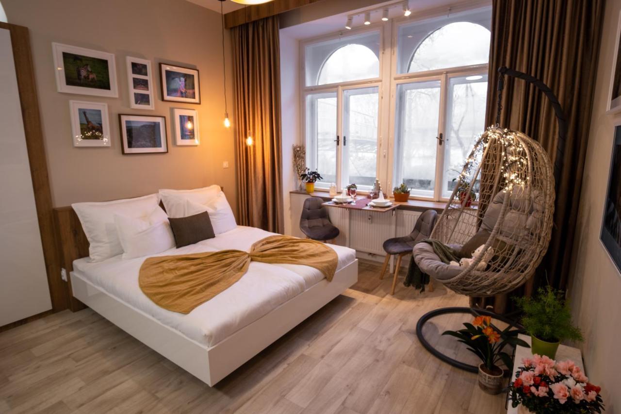 ⭑ Comfy Vip Studio In The Center With Netflix Брно Екстер'єр фото